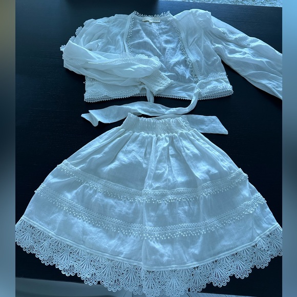 WAIMARI  BRAND , SIZE S , WHITE SUMMER SET. - Picture 3 of 4